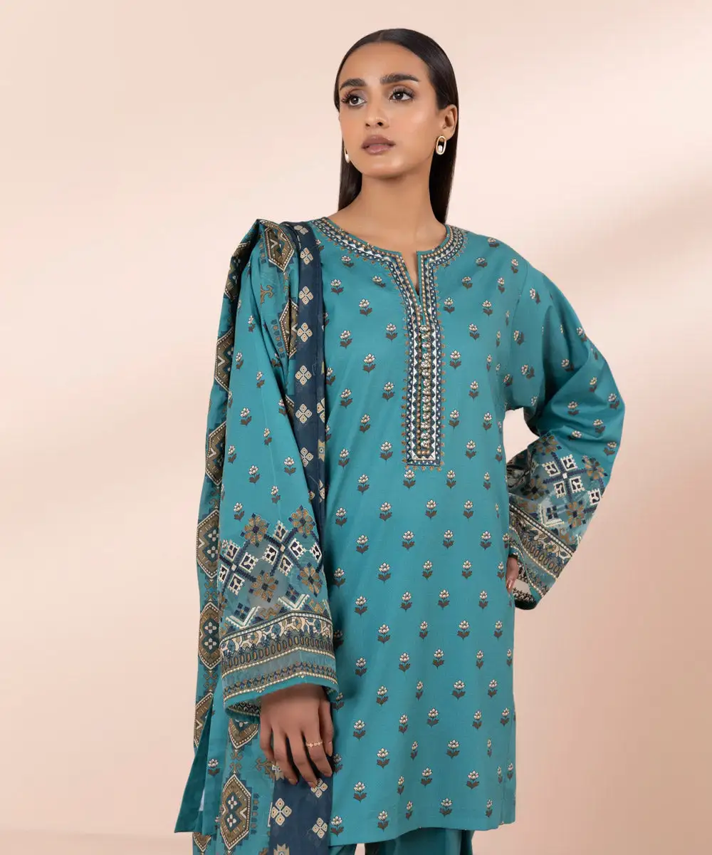 3 Piece - Embroidered Lawn Suit