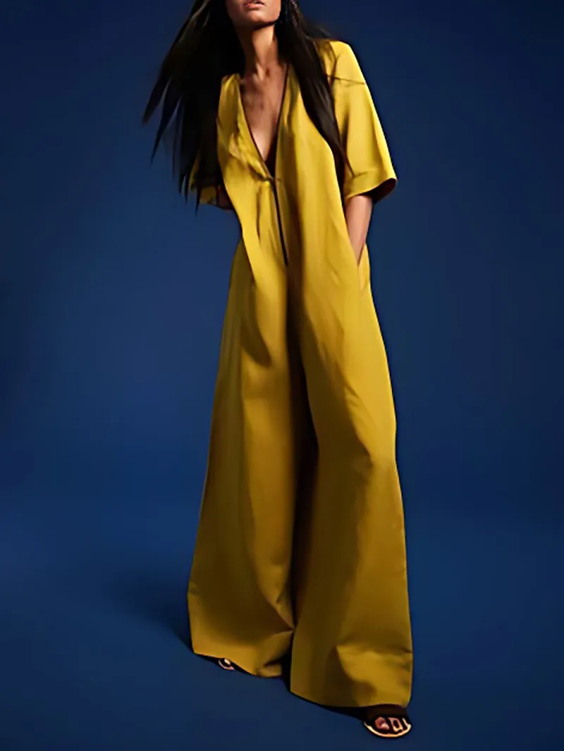 Yellow jumpsuit with pockets