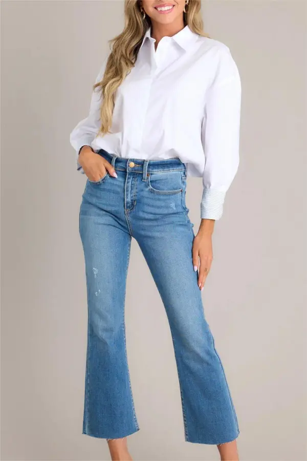 FORGETTING YOU MEDIUM WASH CROPPED FLARE JEANS