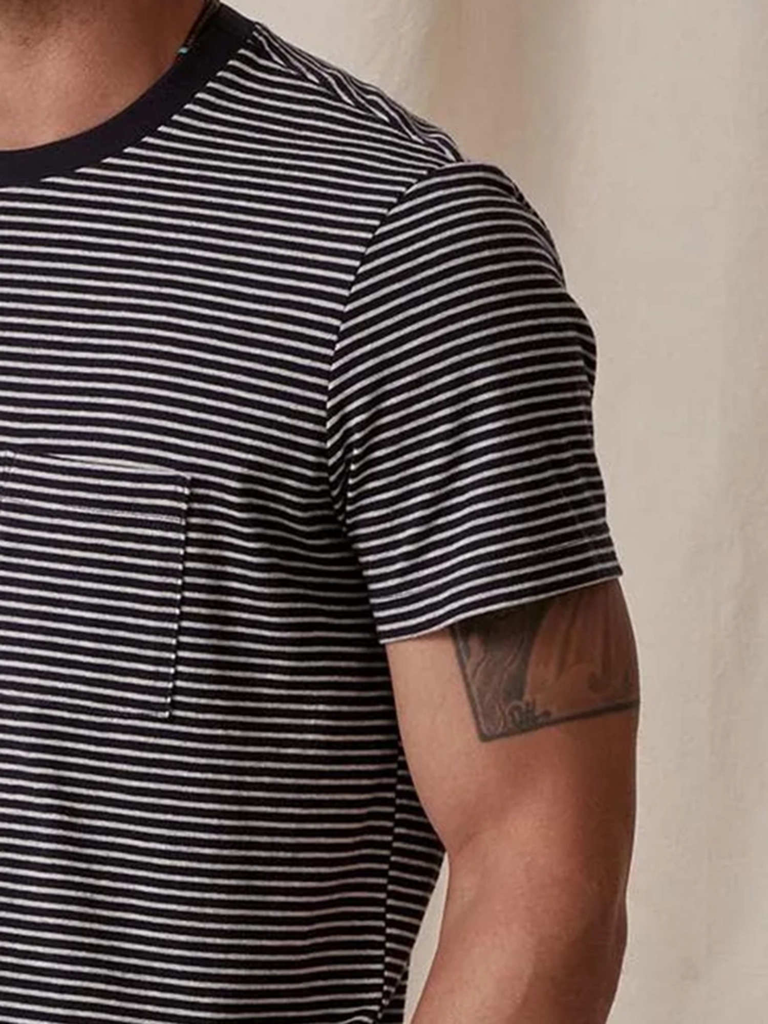 Men'S Fashionable Round Neck Cotton Striped T-Shirt