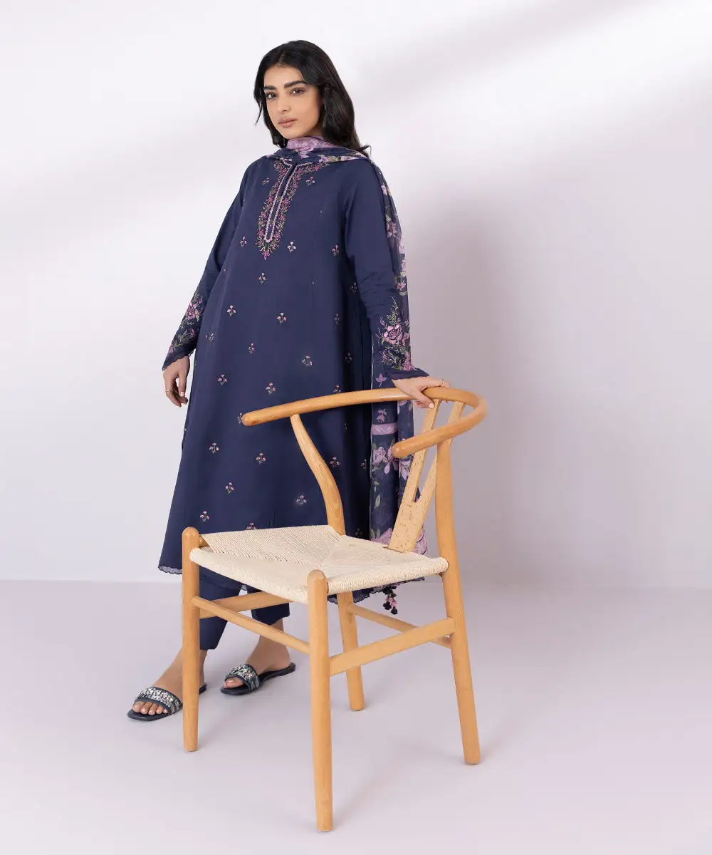 3 Piece - Embroidered Lawn Suit