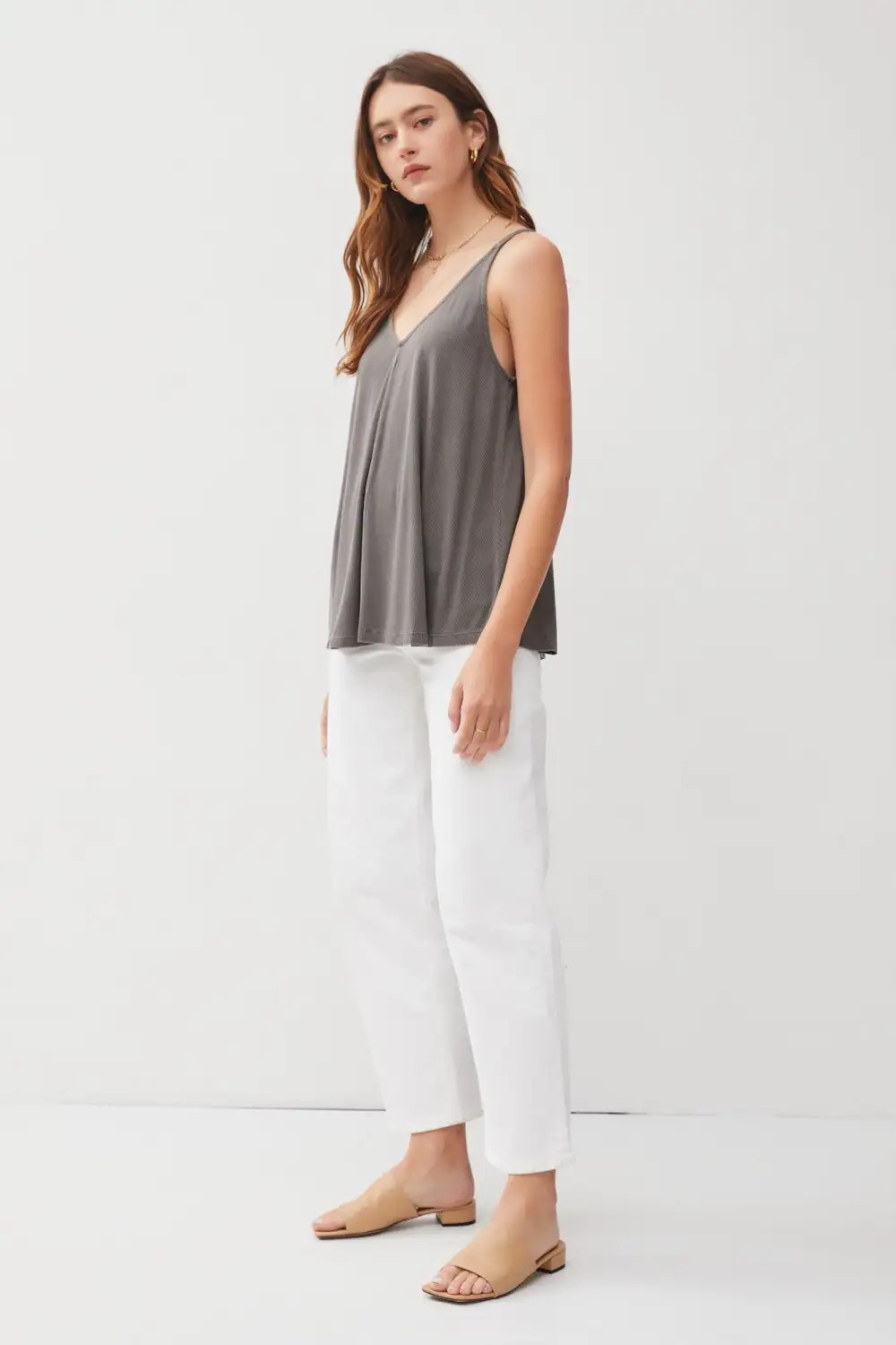 FLOWY VNECK KNIT TANK