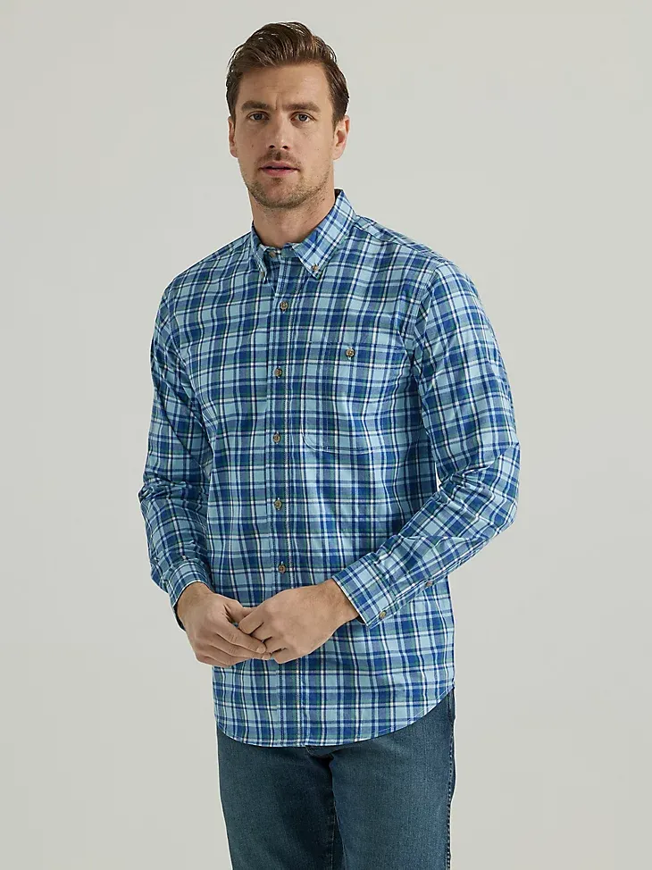 WRANGLER RUGGED WEAR® LONG SLEEVE WRINKLE RESIST PLAID BUTTON-DOWN SHIRT IN TEAL NAVY