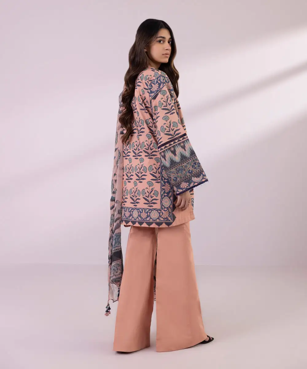 3 Piece - Embroidered Lawn Suit