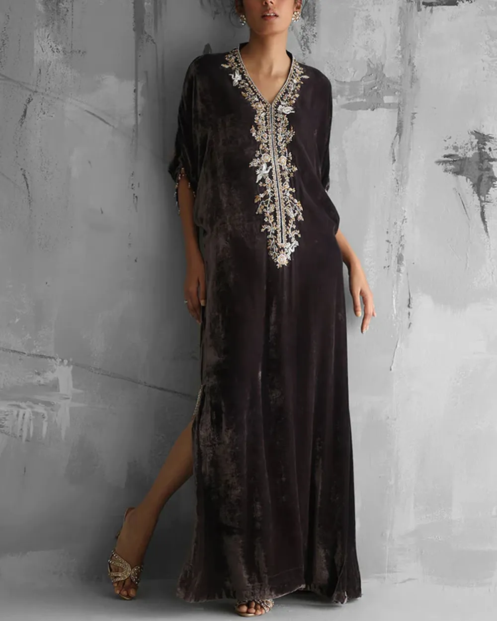 Vintage embroidered velvet kaftan