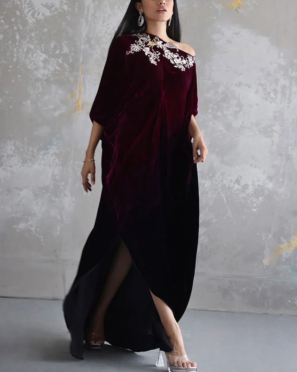 Vintage embroidered velvet kaftan