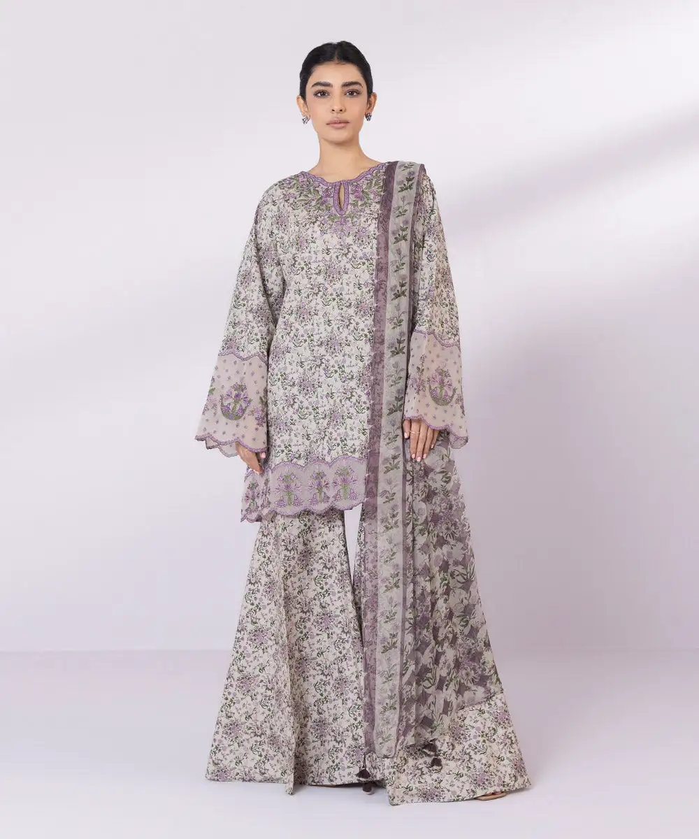 3 Piece - Embroidered Lawn Suit