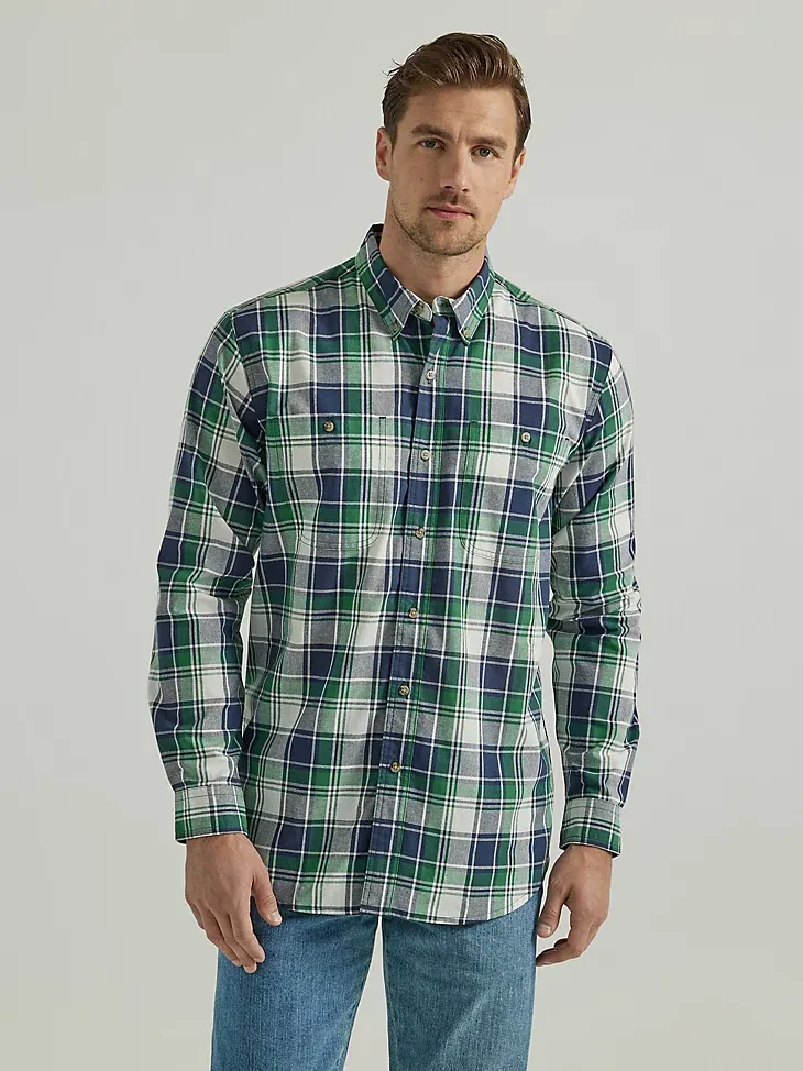 WRANGLER RUGGED WEAR® LONG SLEEVE EASY CARE PLAID BUTTON-DOWN SHIRT IN GREEN NAVY