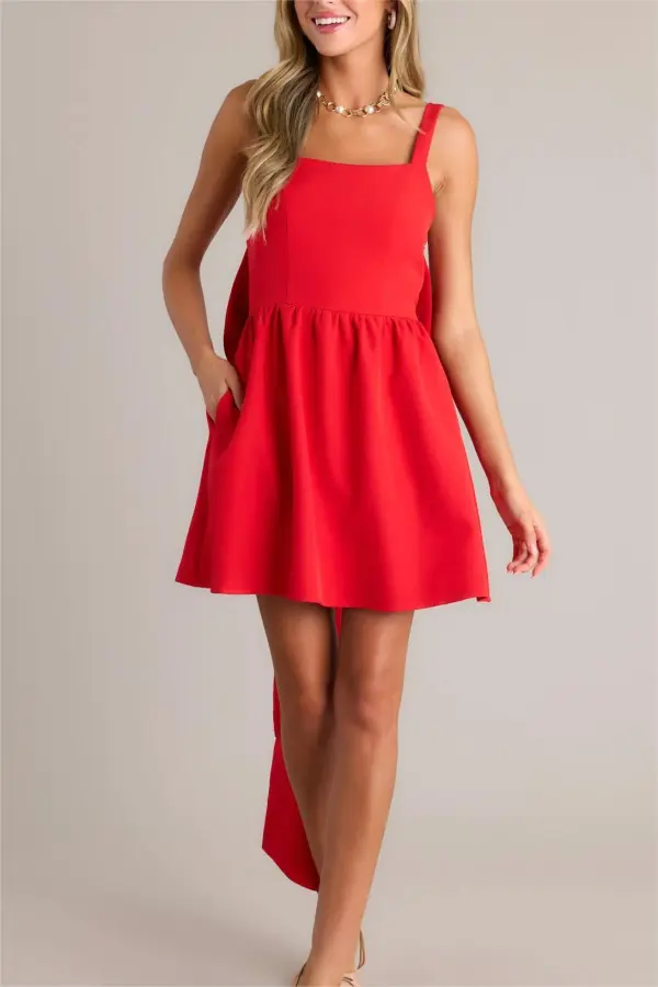 ELEGANT ESSENCE RED MINI DRESS