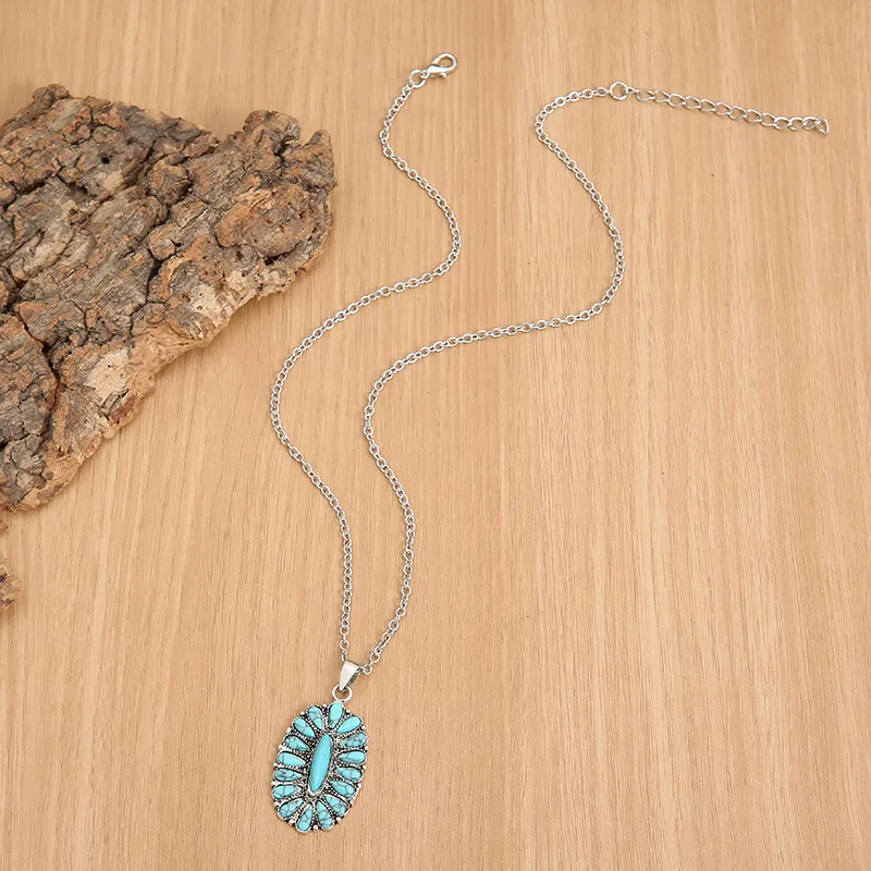 Vintage Western Turquoise Necklace