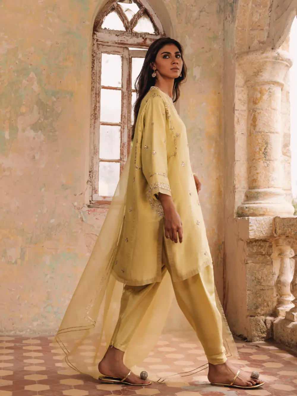 NIMR KURTA W/ SKINNY SHALWAR & DUPATTA