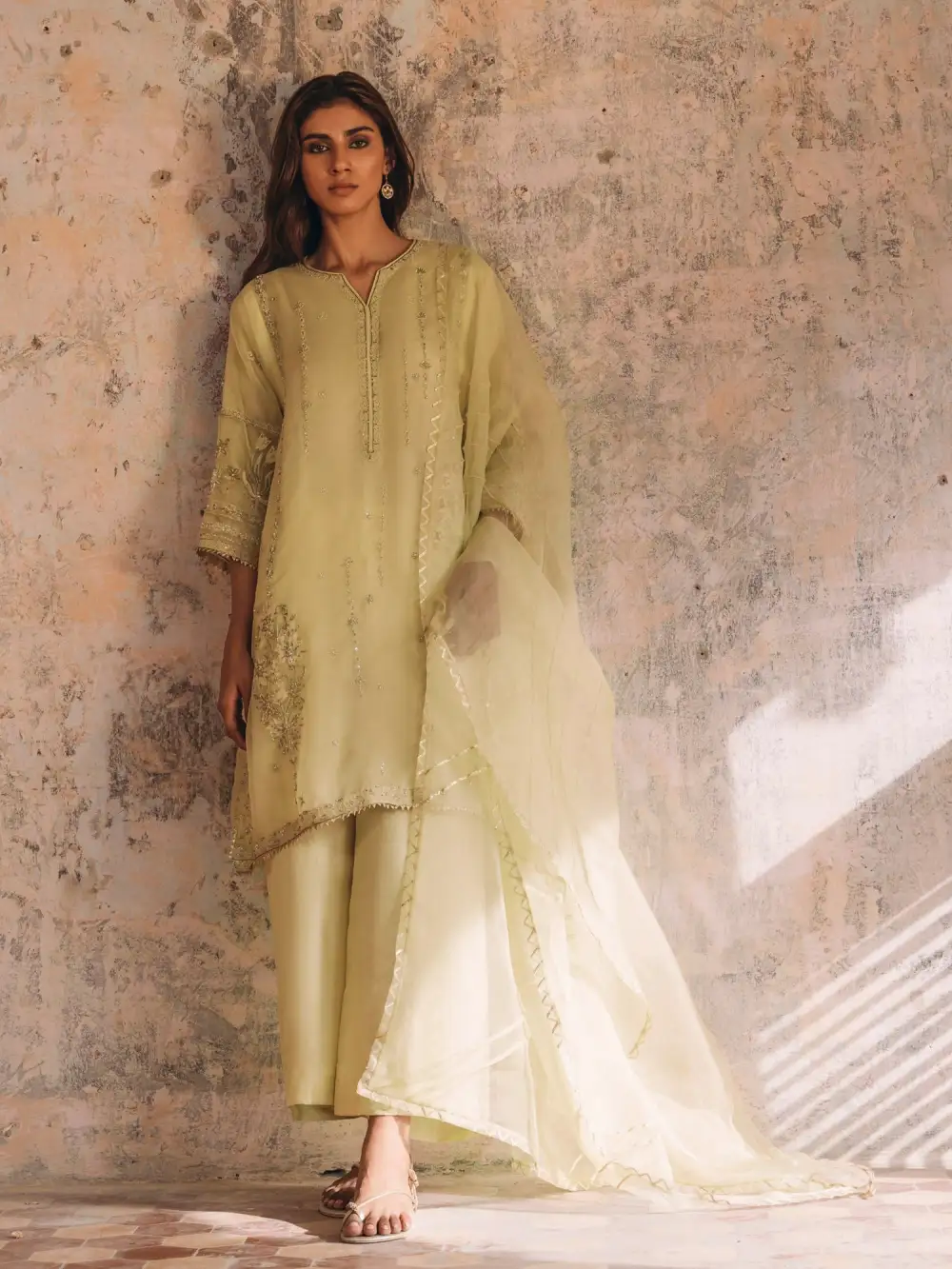 NIMR KURTA W/ IZAAR & DUPATTA