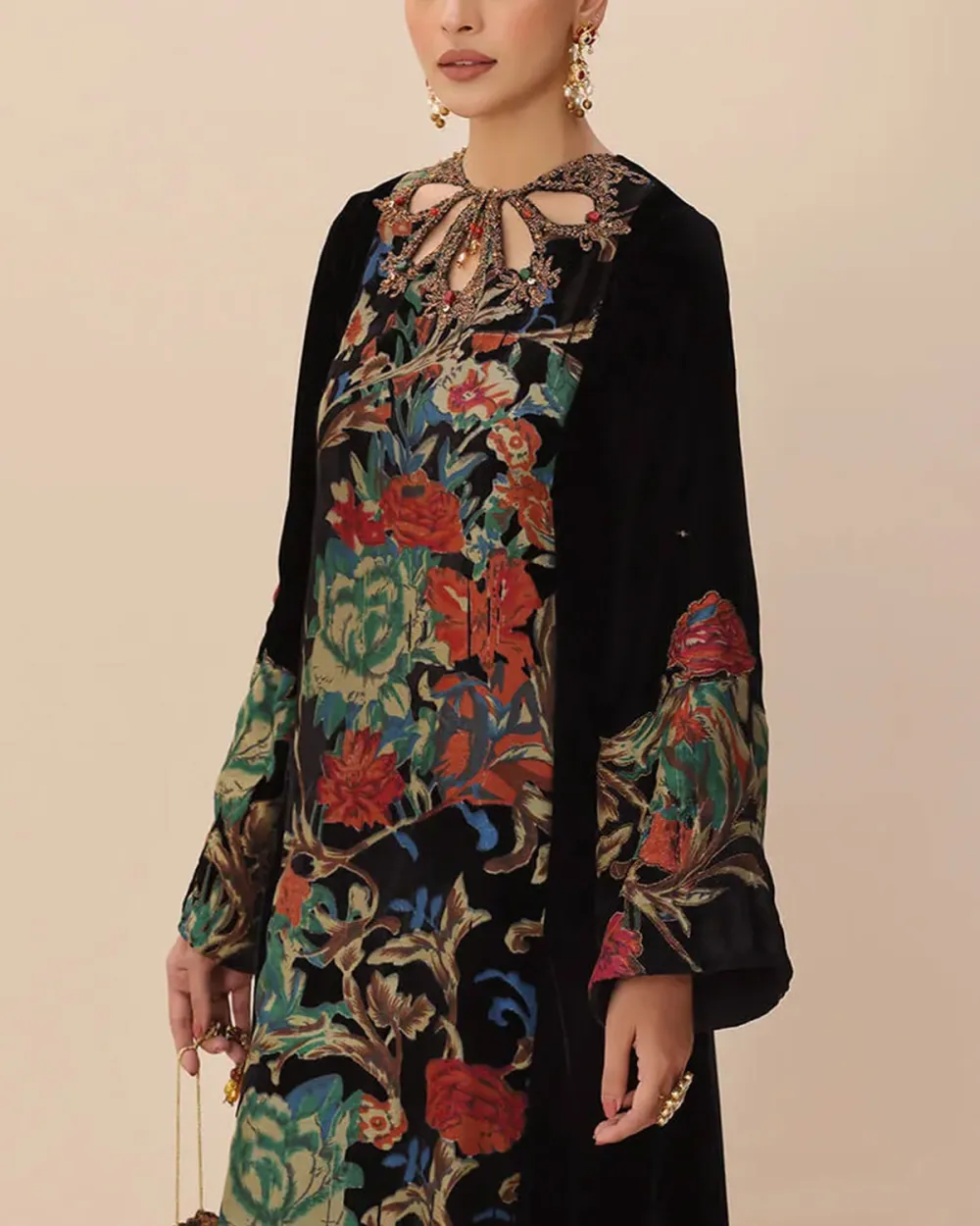 Elegant Floral Embellished Kaftan