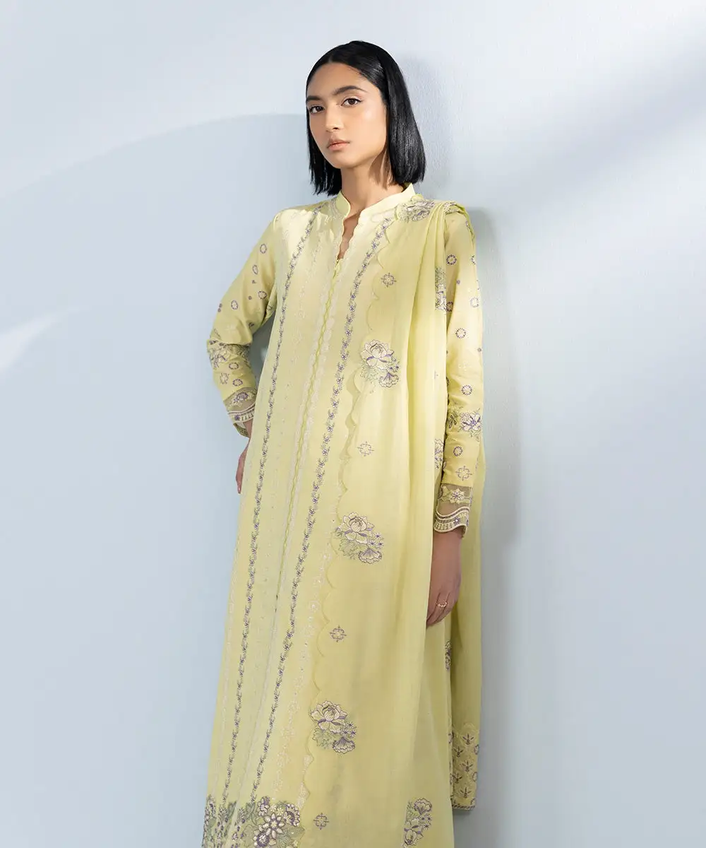 3 Piece - Embroidered Lawn Suit