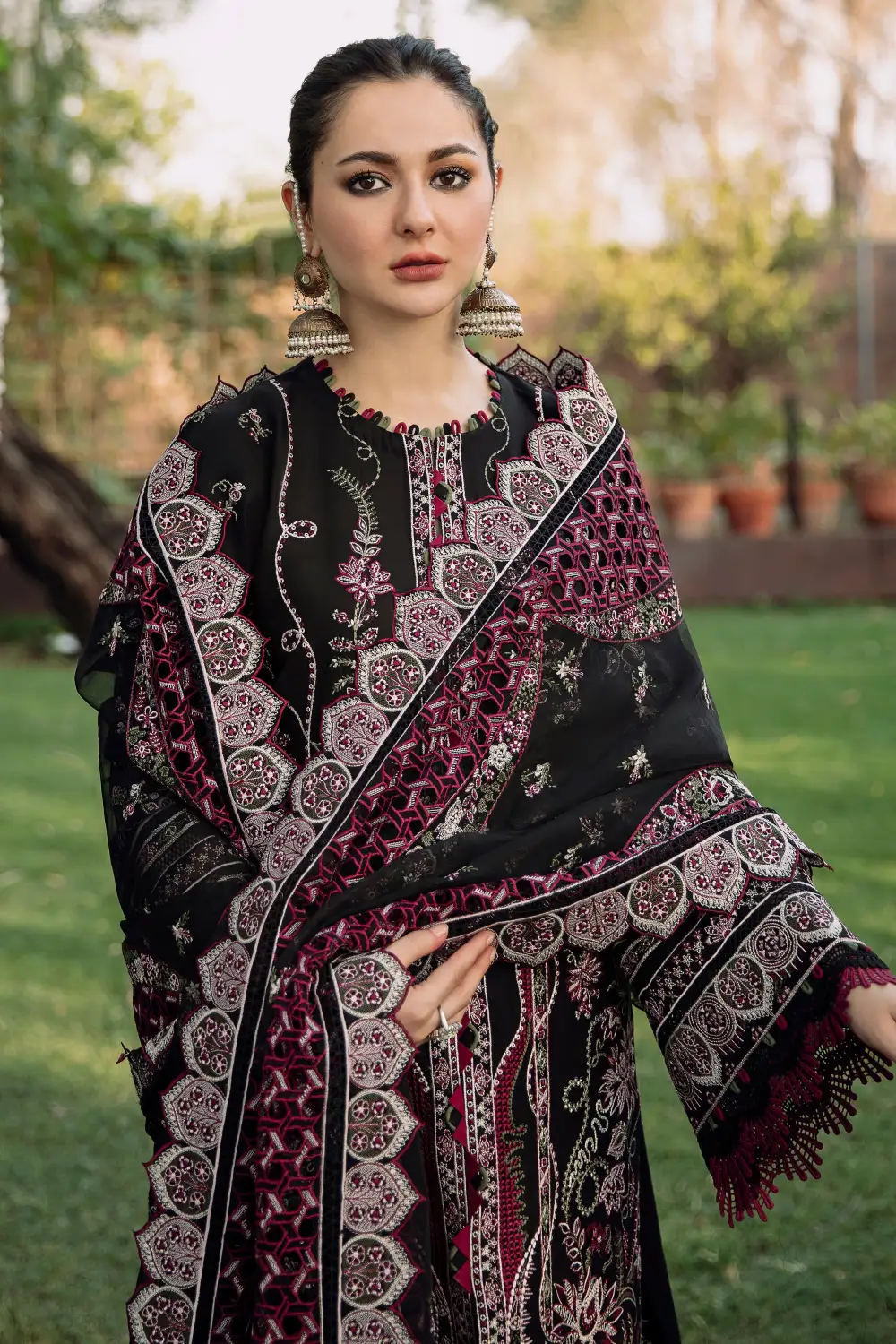 Aqeeq Embroidered Lawn