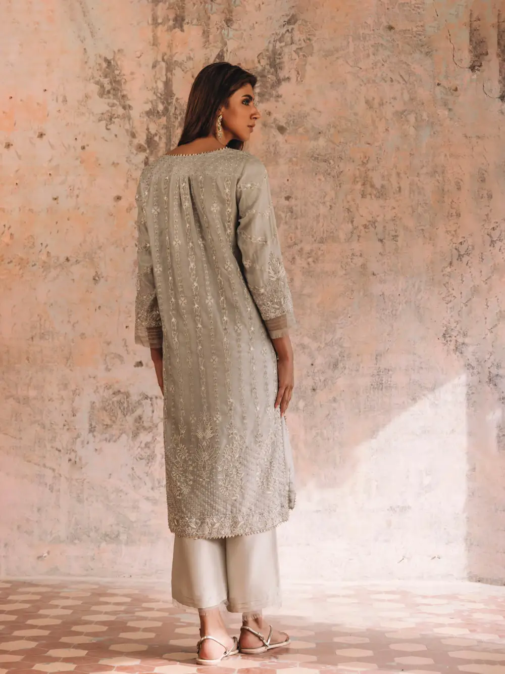 VIKRAM KURTA W/ IZAAR