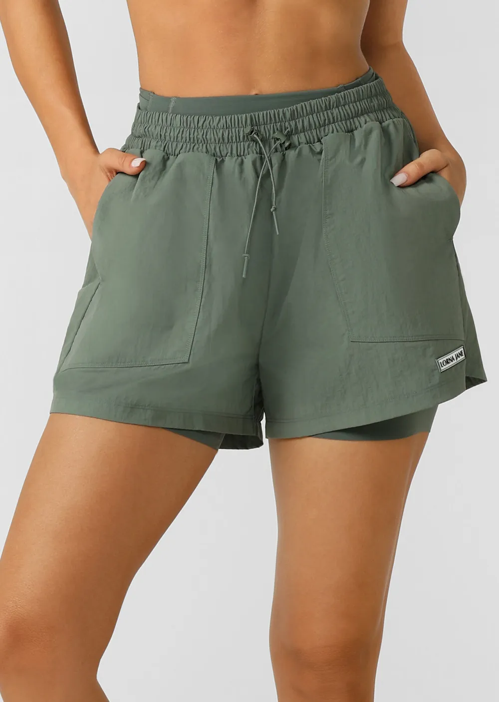 Weightless Active Short