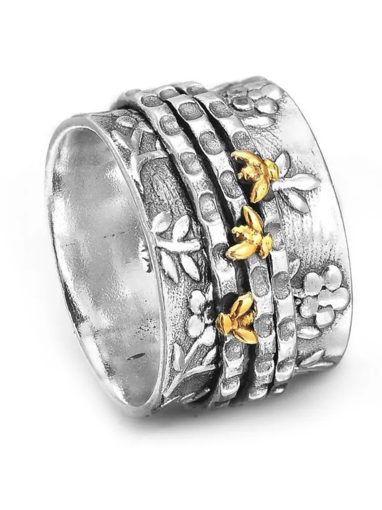 Vintage Floral & Bees Carving Ring