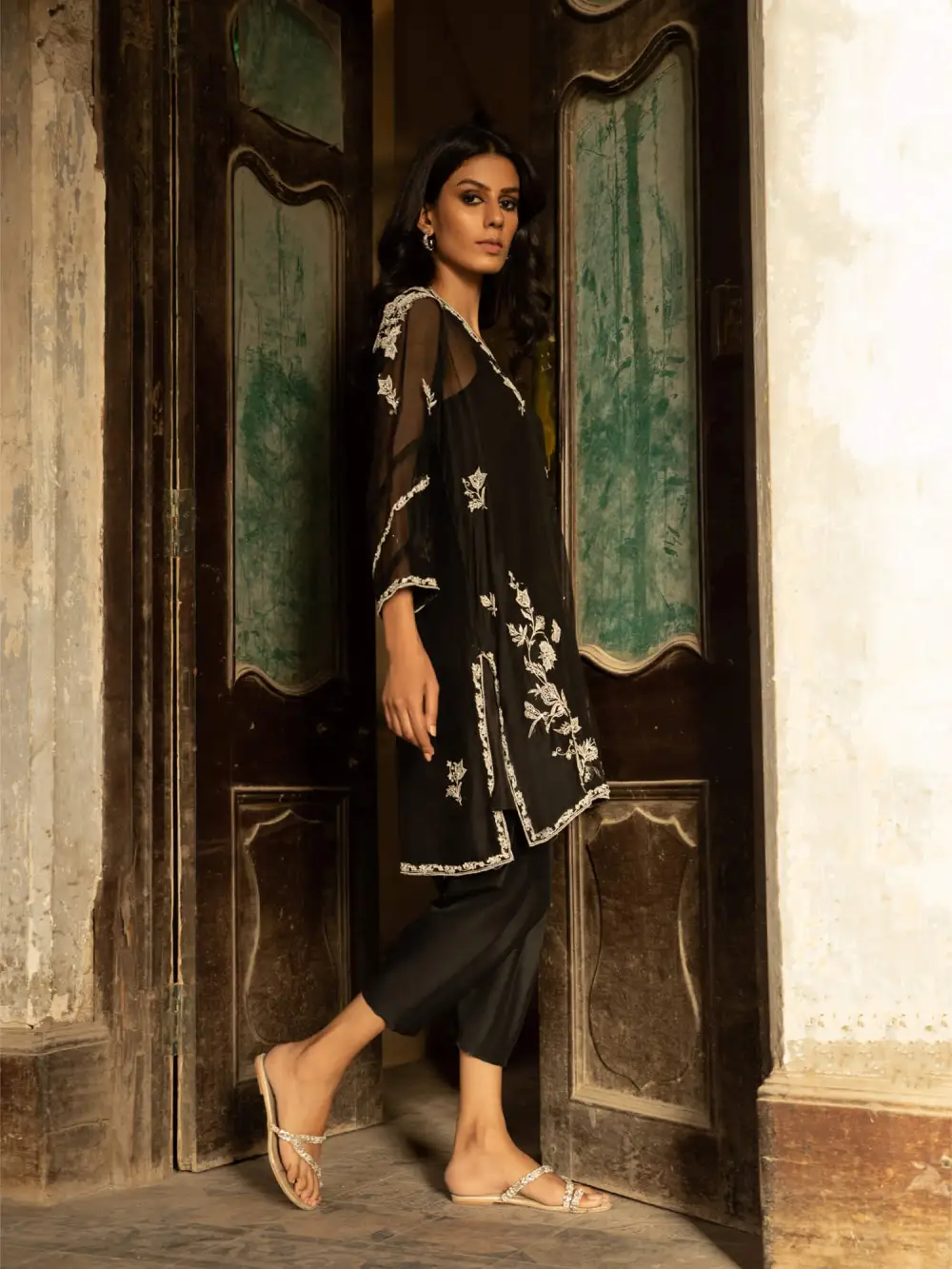 ALISHA KURTA W/ SKINNY SHALWAR