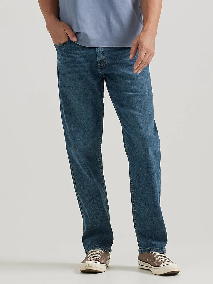 WRANGLER AUTHENTICS MEN'S RELAXED FIT COMFORT FLEX JEAN IN LIGHT STONEWASH