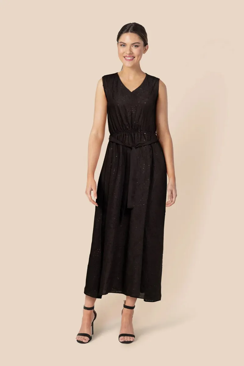 A Delicate Dress for all Seasons Color Black