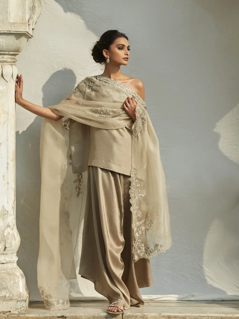 OFF SHOULDER W/ LOOSE PANT & DUPATTA