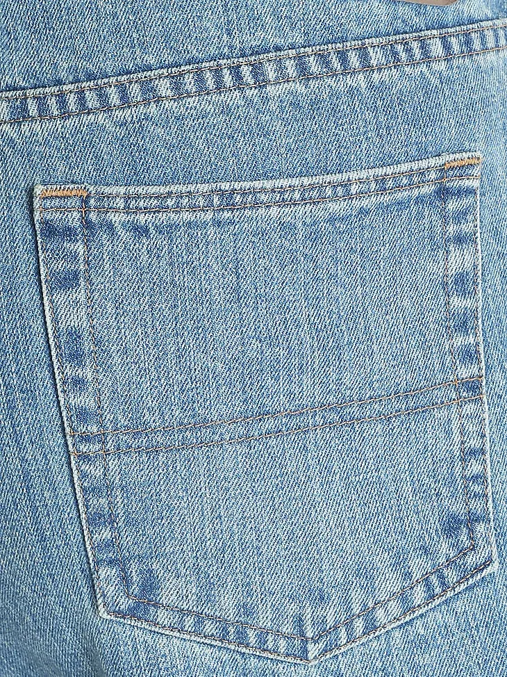 MEN'S WRANGLER AUTHENTICS® REGULAR FIT COMFORT WAIST JEAN IN BLUE OCEAN