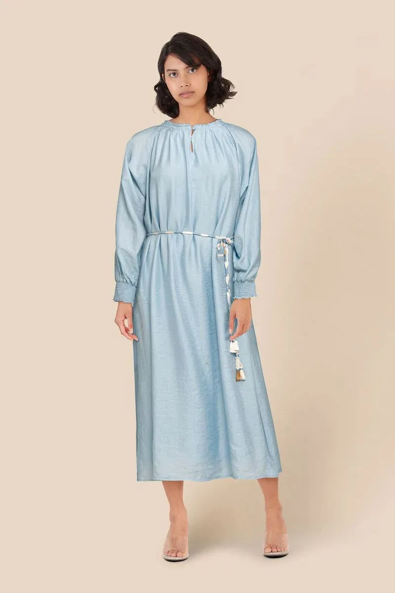 A Delicate Dress for all Seasons Color Blue