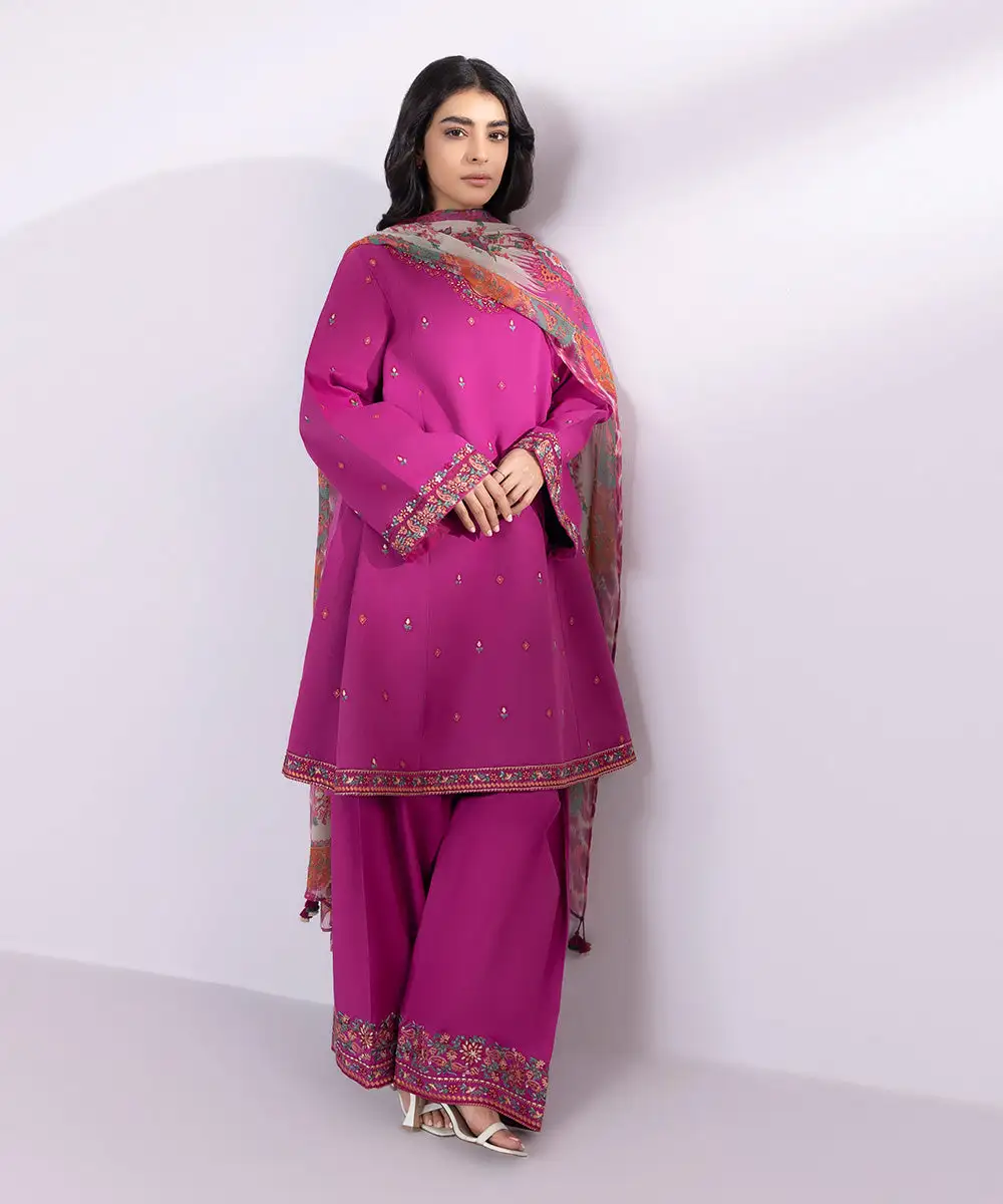 3 Piece - Embroidered Lawn Suit