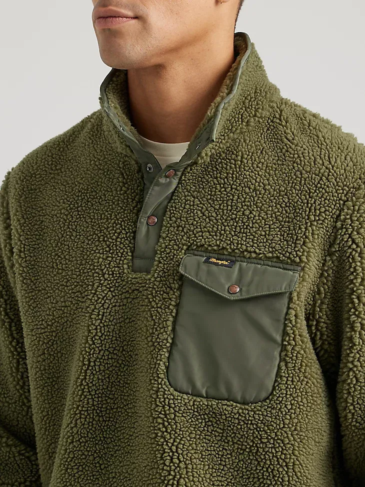 WRANGLER X BUFFALO TRACE™ MEN'S SHERPA PULLOVER IN KENTUCKY GREEN