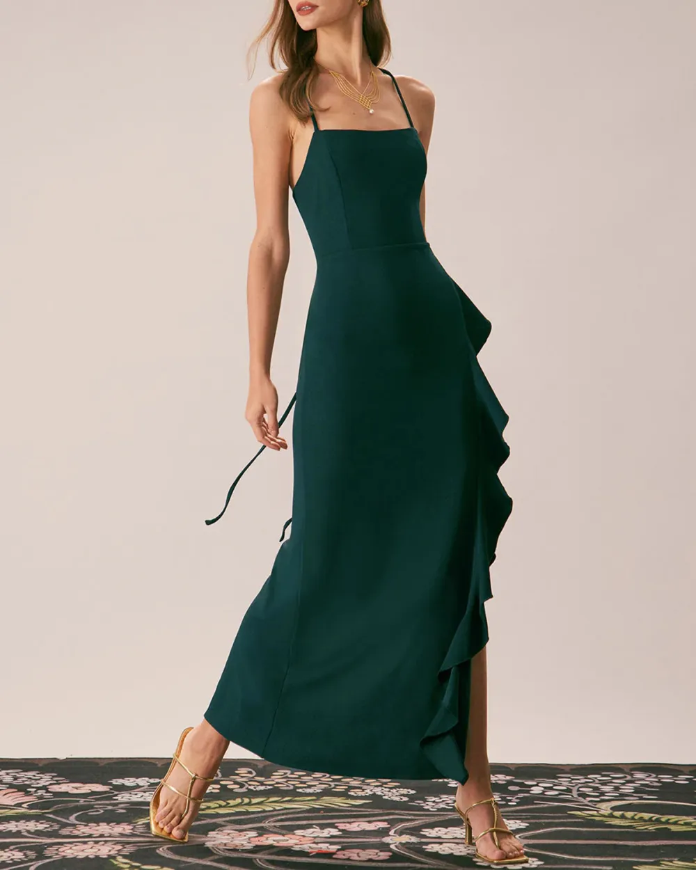 Long dress with billowing side cuts