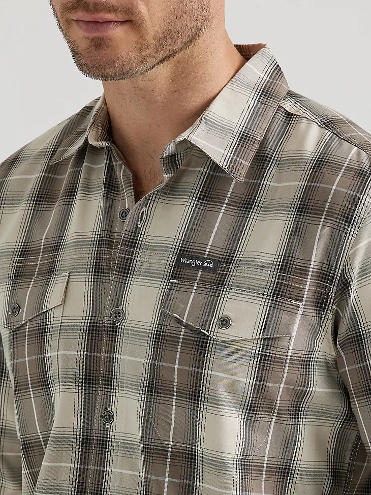 MEN'S UTILITY PLAID OUTDOOR SHIRT IN BLUE