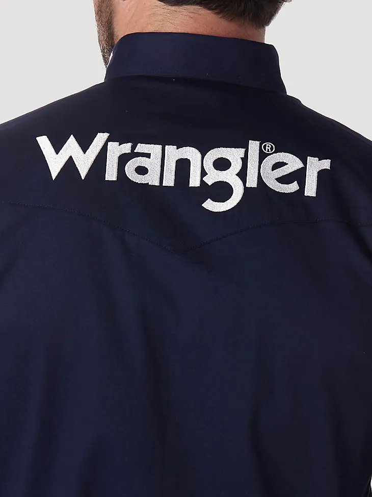 MEN'S WRANGLER® LOGO LONG SLEEVE BUTTON DOWN SOLID SHIRT IN NAVY