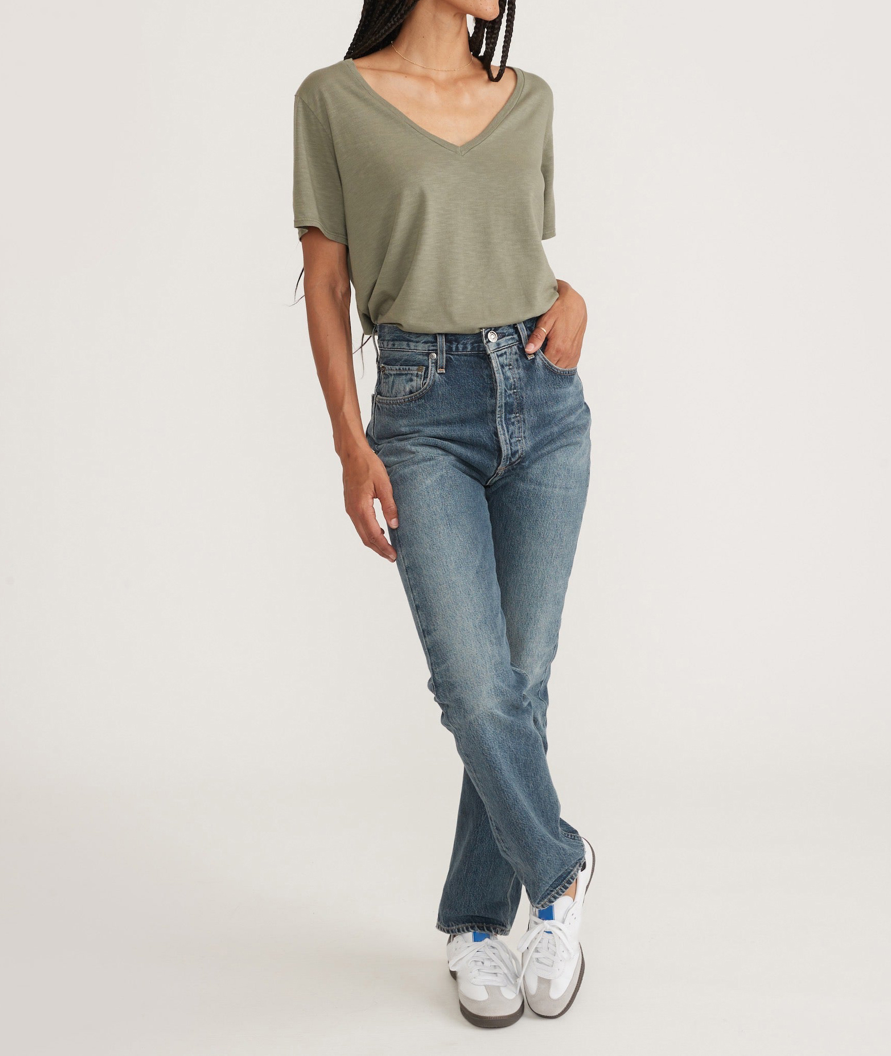 Vetiver V Neck Tee