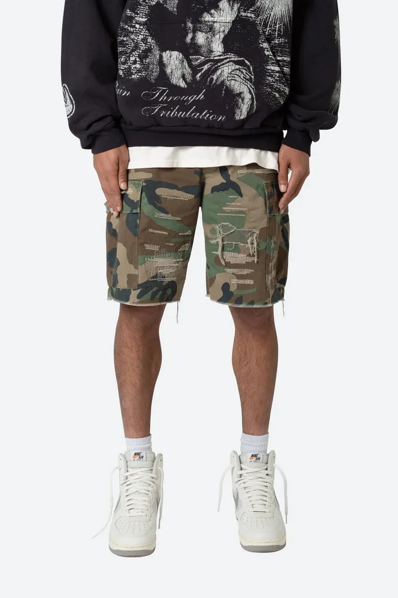 DISTRESSED CARGO SHORTS