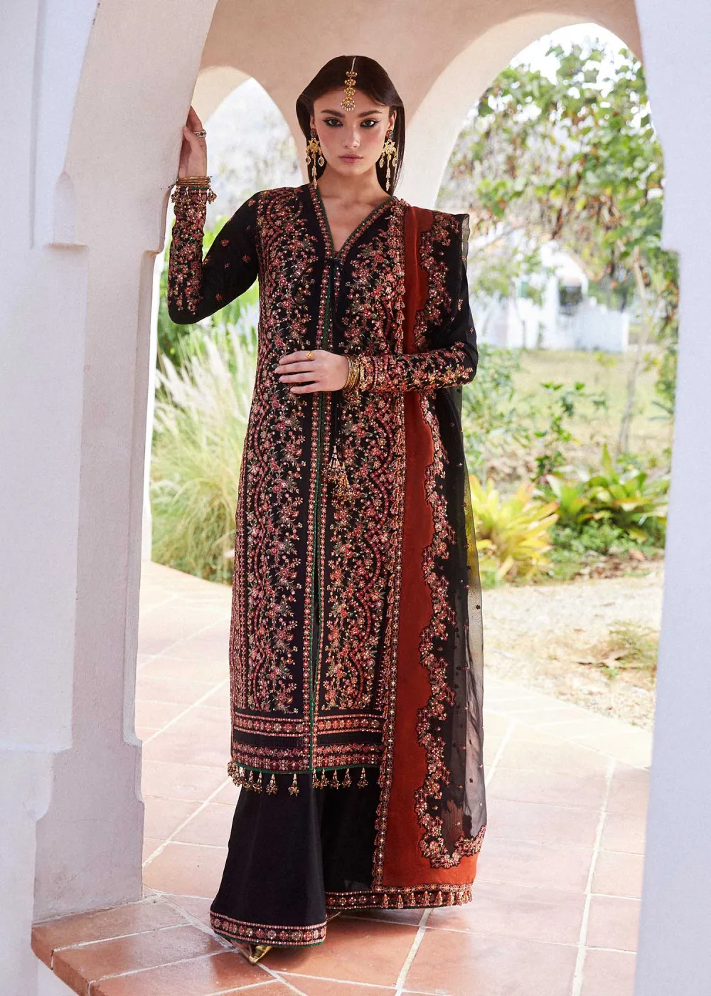 SIFOUNA Embroidered Lawn