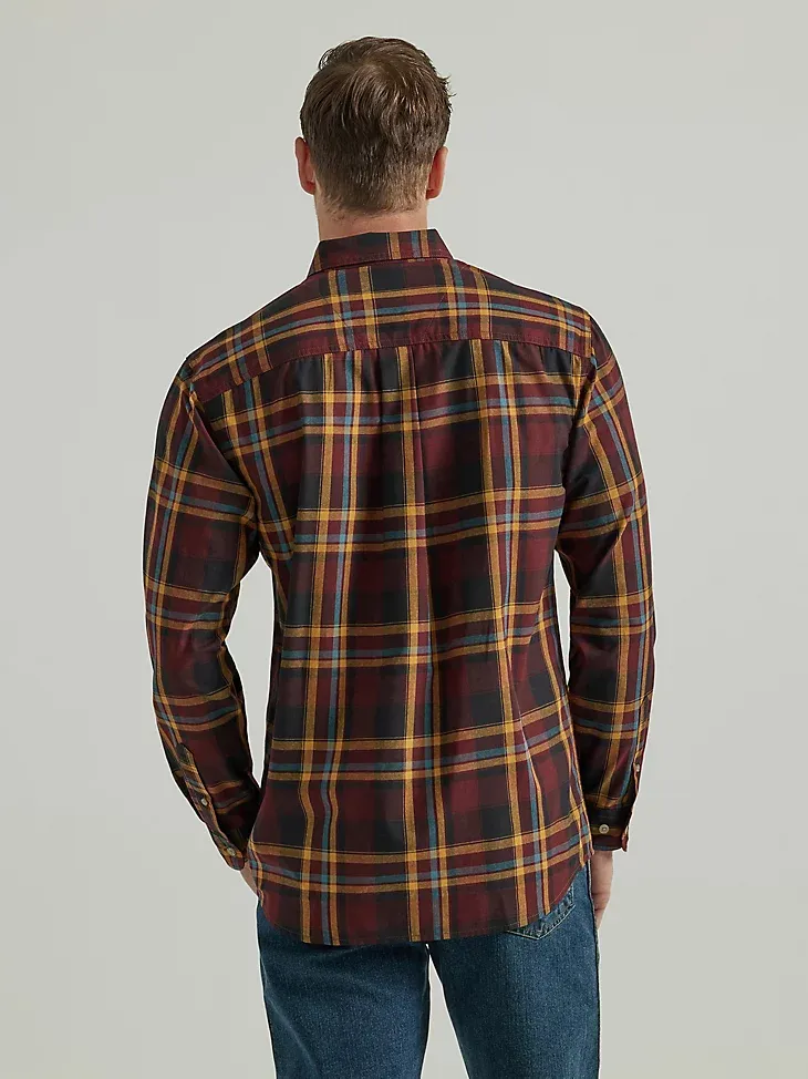 WRANGLER RUGGED WEAR® LONG SLEEVE EASY CARE PLAID BUTTON-DOWN SHIRT IN GREEN NAVY