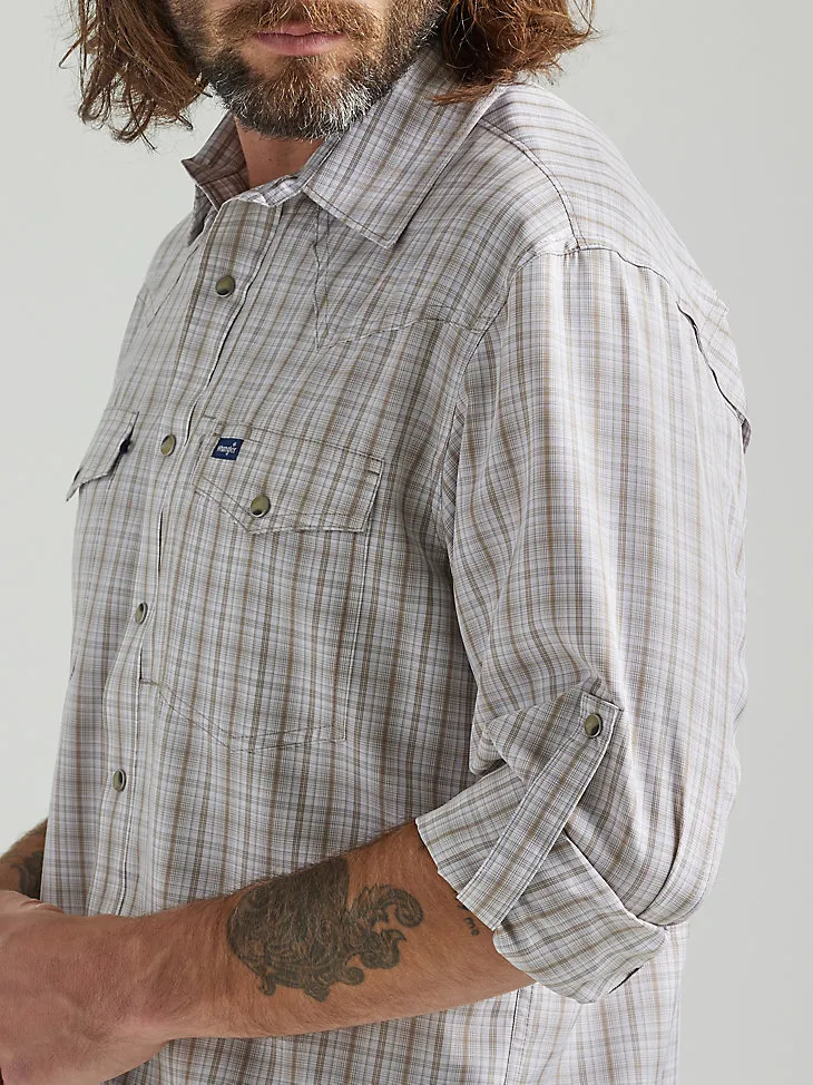 MEN'S WRANGLER PERFORMANCE SNAP LONG SLEEVE PLAID SHIRT IN TAN PLAID