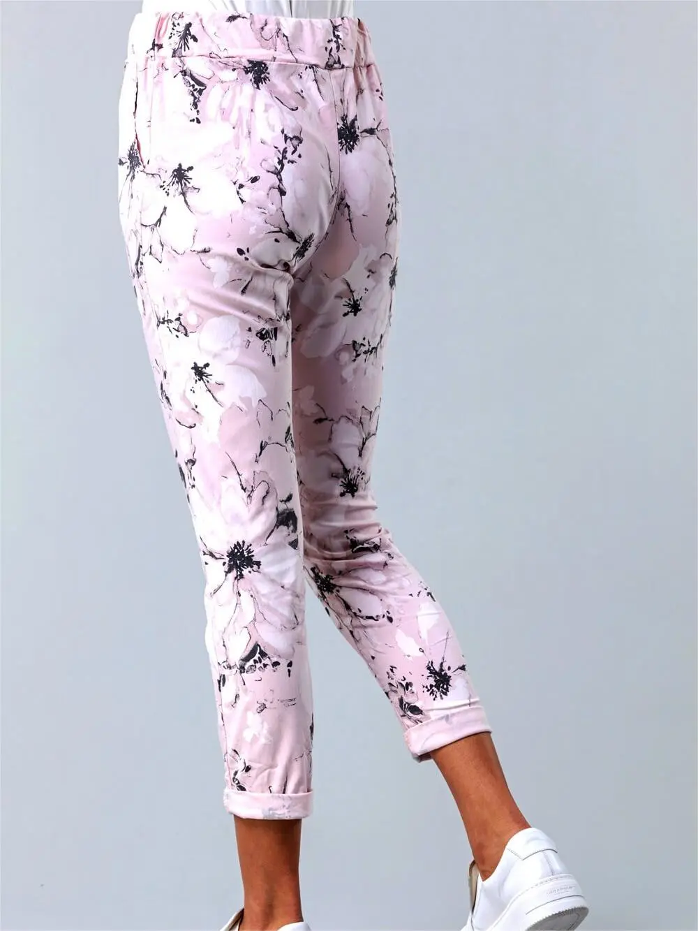 Floral tie-dye cropped trousers