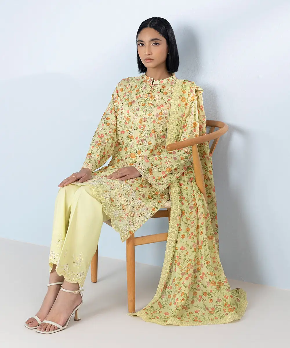 3 Piece - Embroidered Lawn Suit