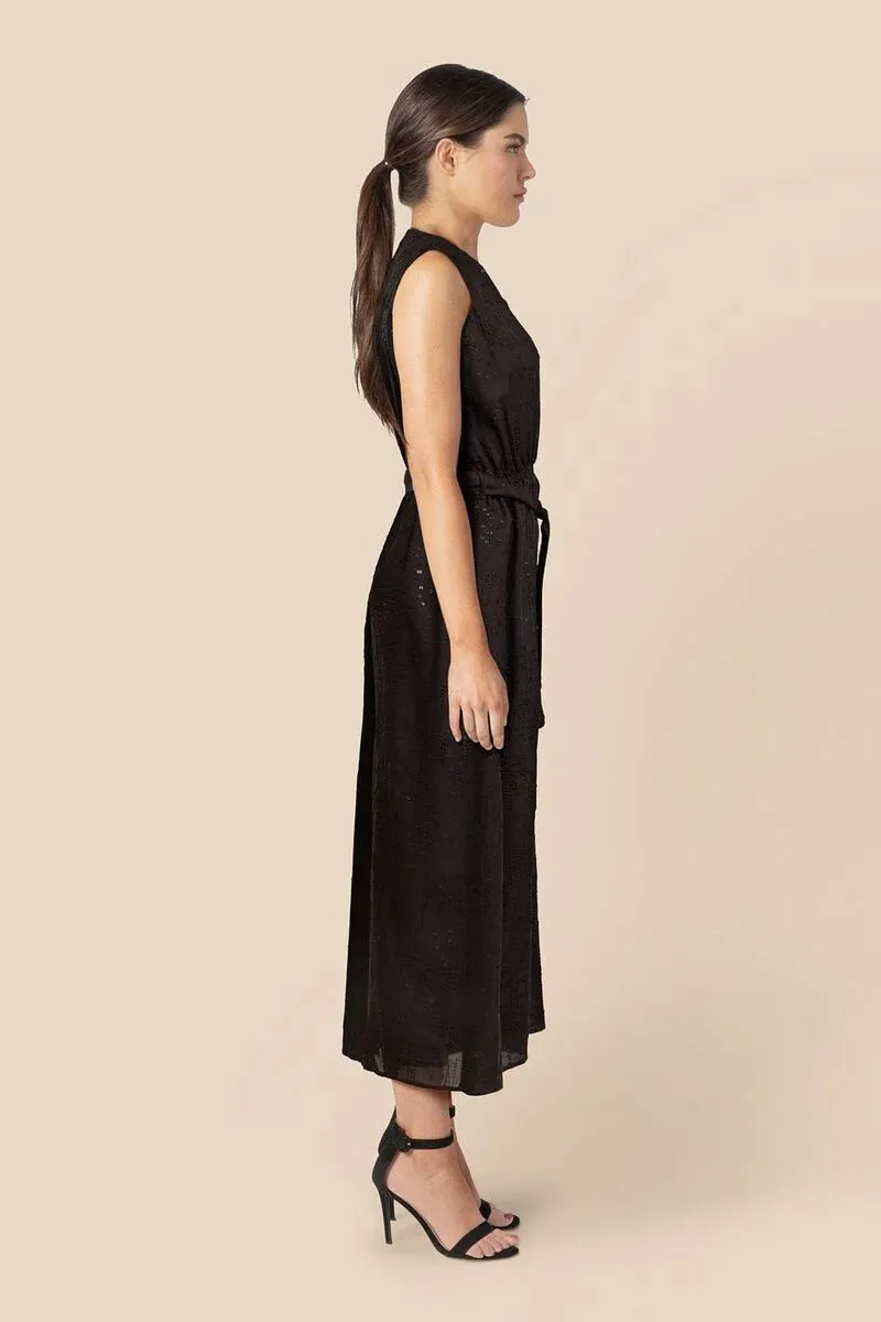 A Delicate Dress for all Seasons Color Black