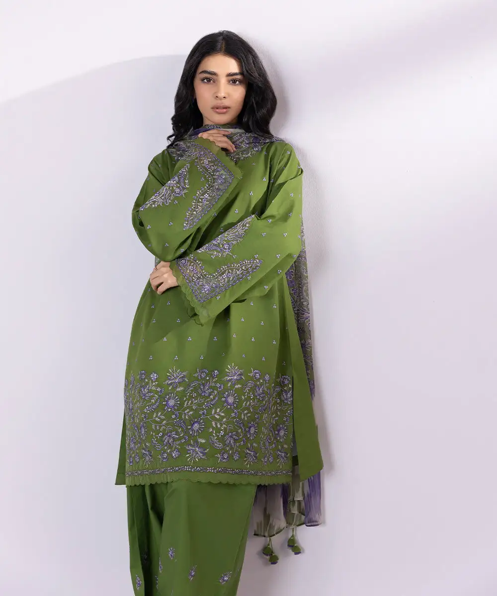 3 Piece - Embroidered Lawn Suit