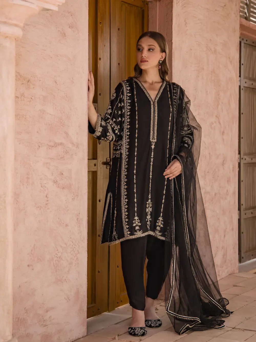 NIMR KURTA W/ SKINNY SHALWAR & DUPATTA