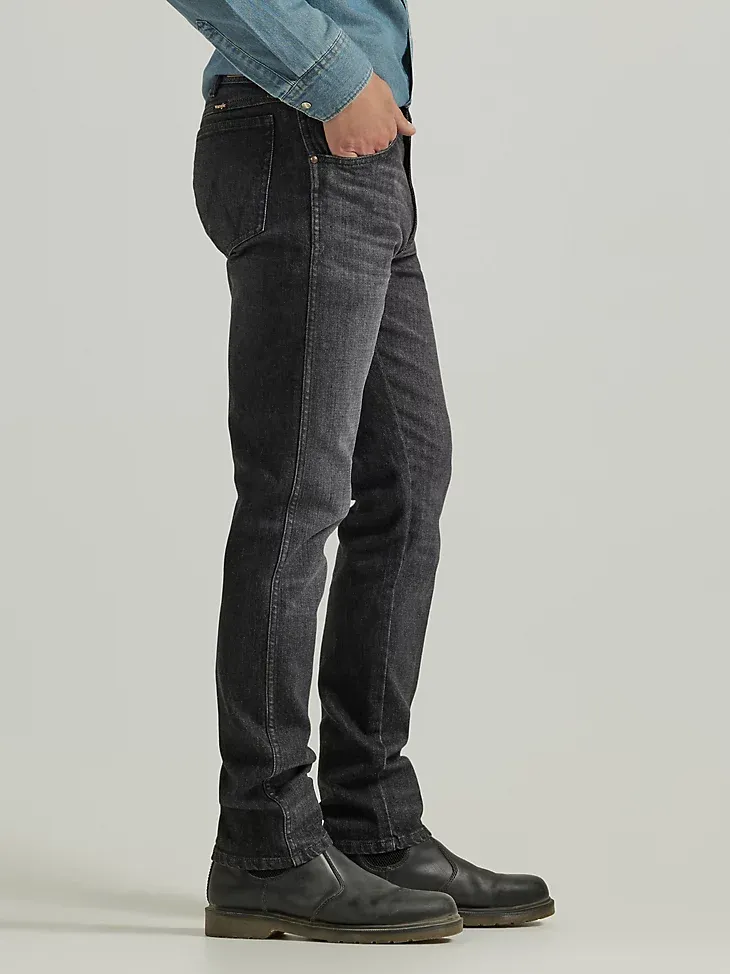 MEN'S ATHLETIC FIT FLEX JEAN IN BLACK WASH