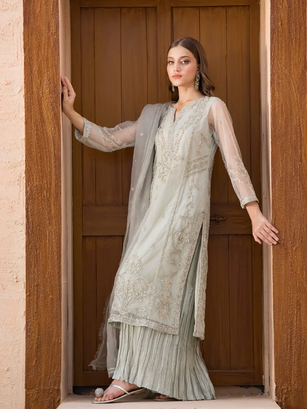 BINA KURTA W/ CRUSHED IZAAR & DUPATTA