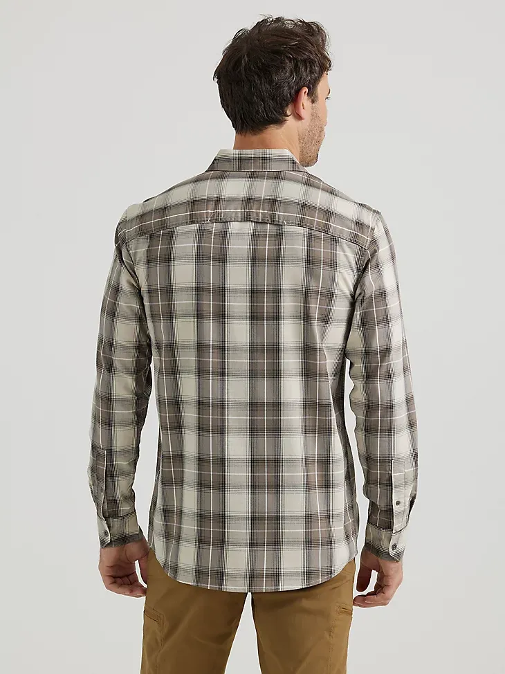 MEN'S UTILITY PLAID OUTDOOR SHIRT IN BLUE