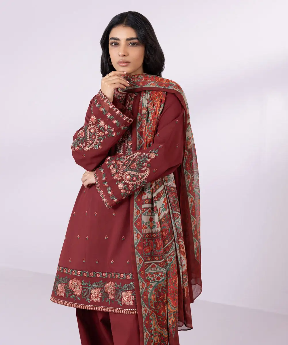 3 Piece - Embroidered Lawn Suit