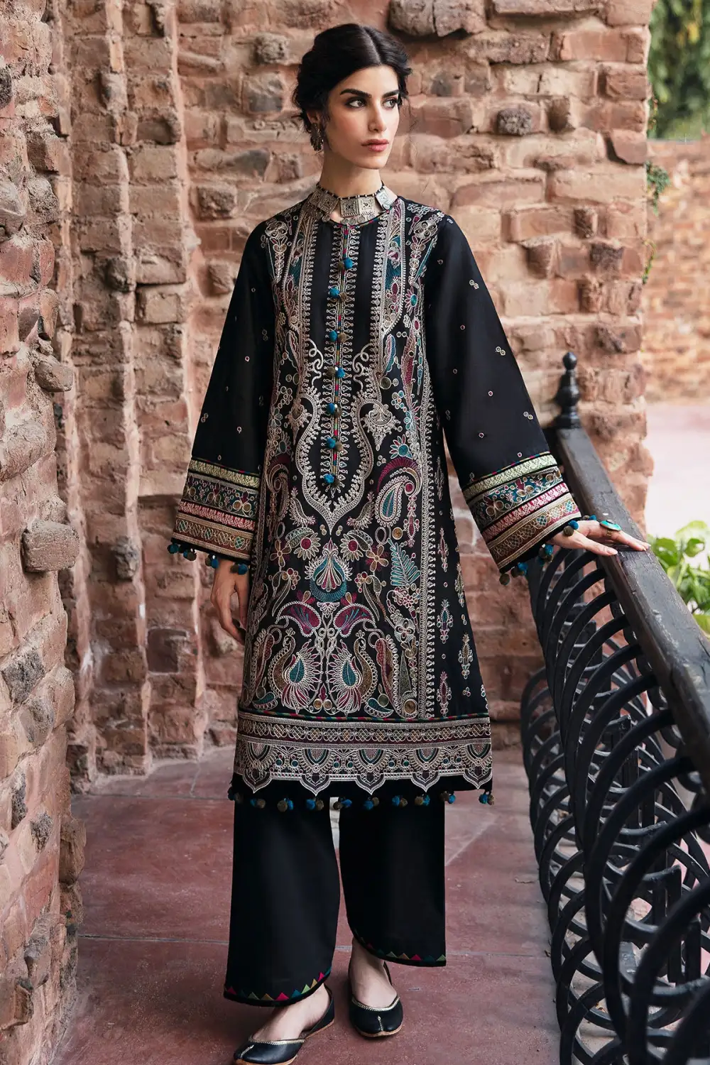 EMBROIDERED SLUB KHADDAR SETS