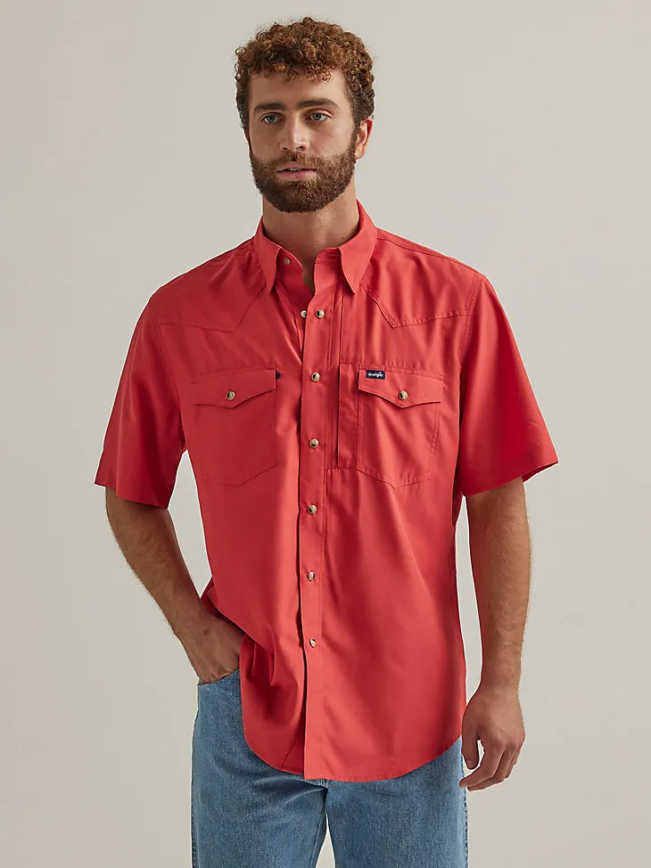 MEN'S WRANGLER PERFORMANCE SNAP SHORT SLEEVE SOLID SHIRT IN RED