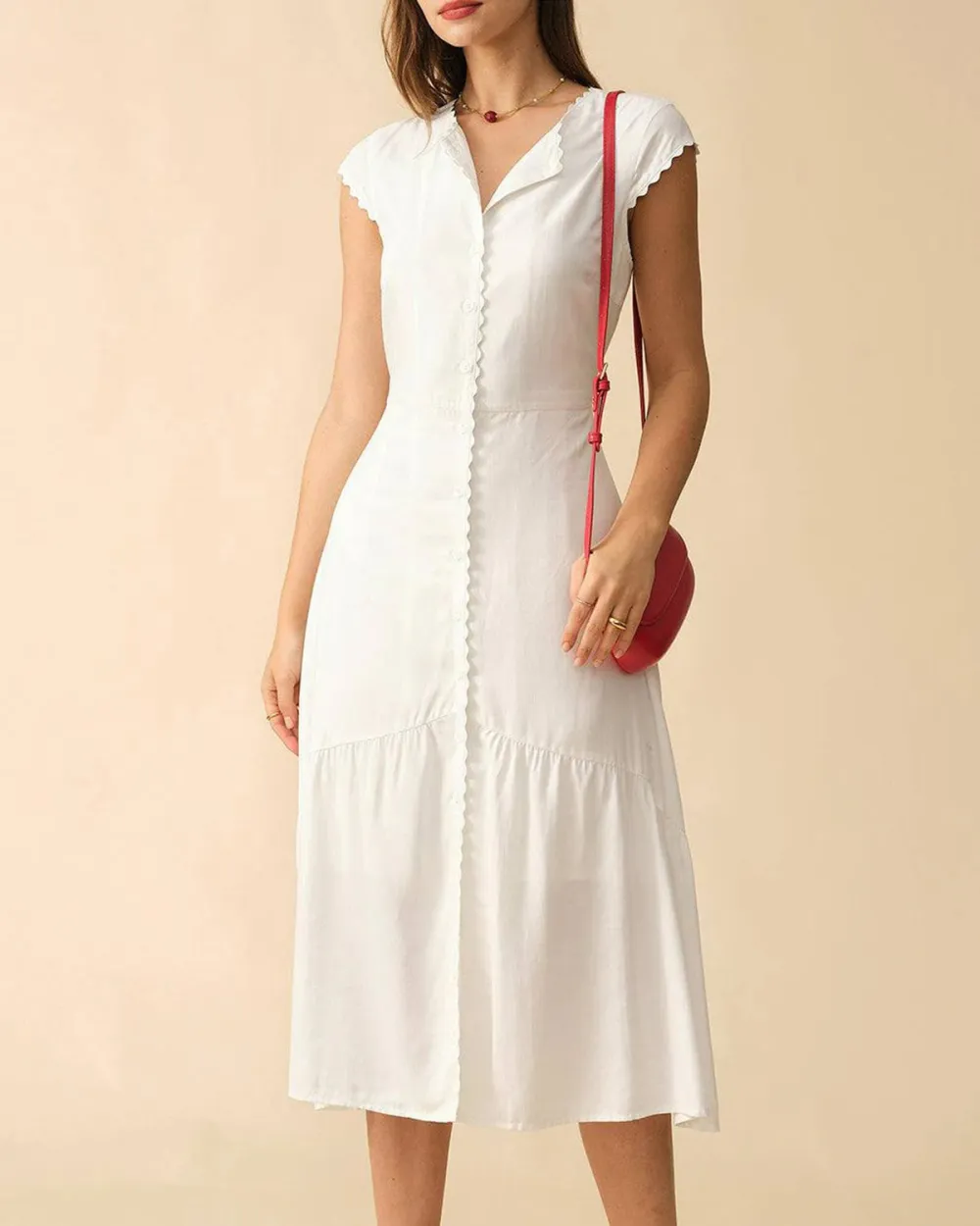 White long dress with wavy edges